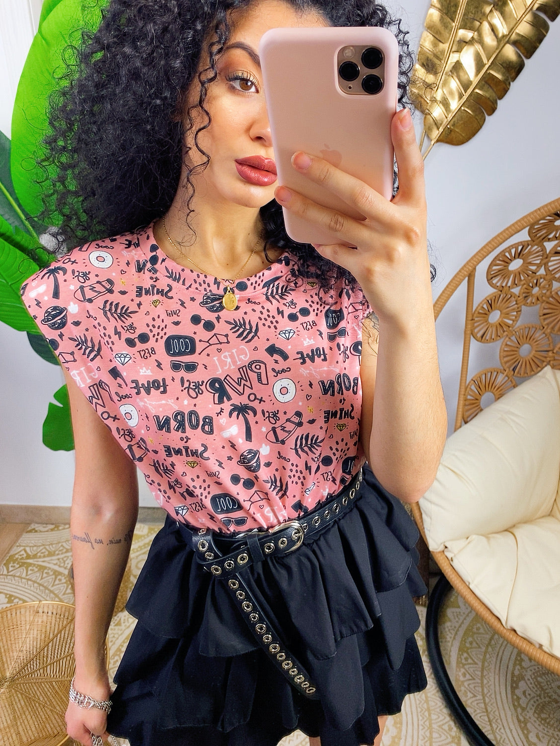 Maglia con spalline bombate rosa