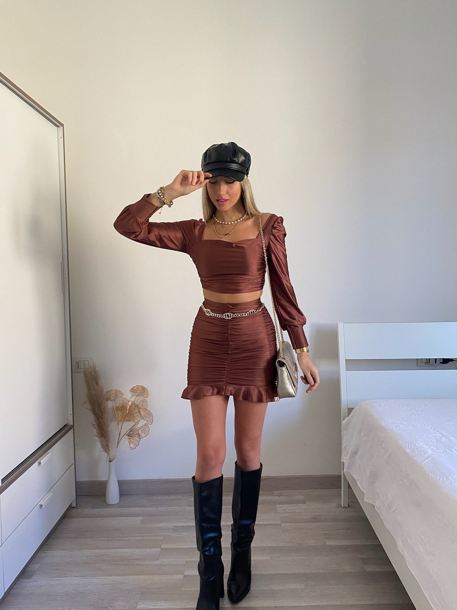 Completo top e gonna choco