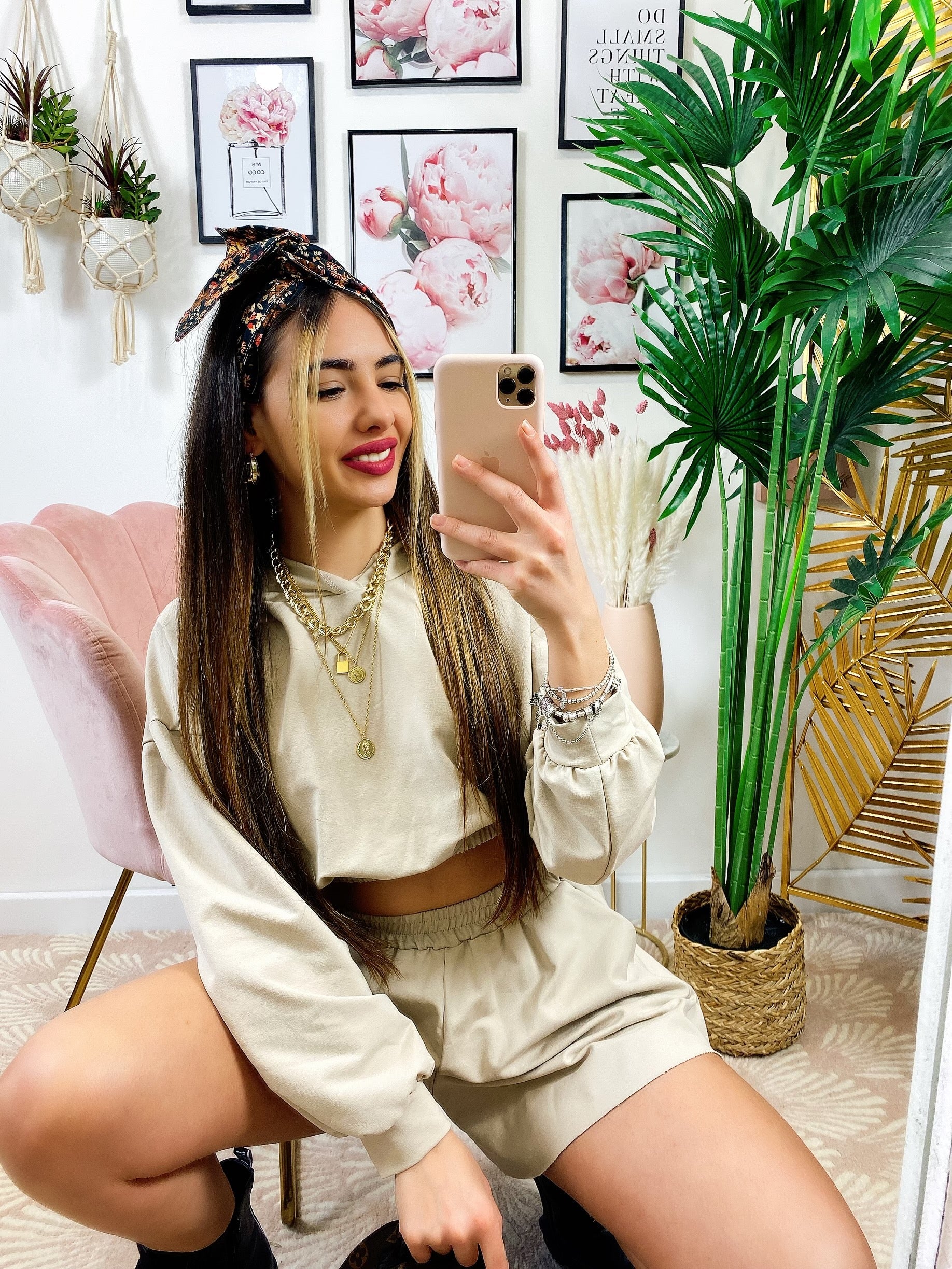 Completo Short e felpa Beige