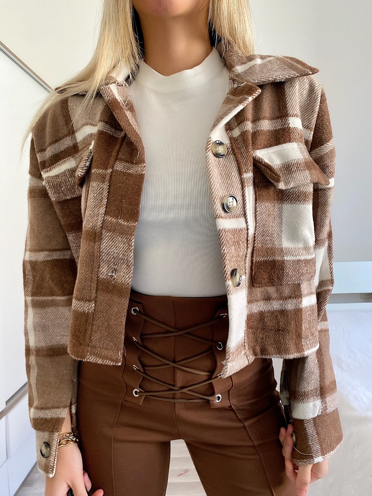 Giacchina crop check brown