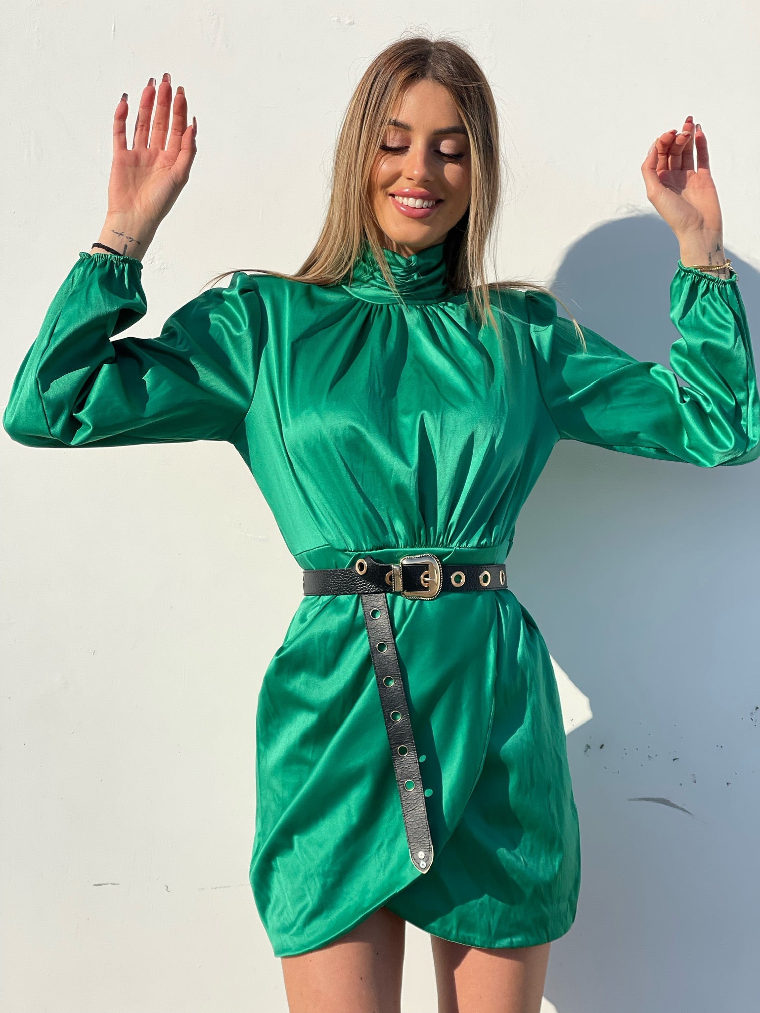 Abito in raso verde smeraldo