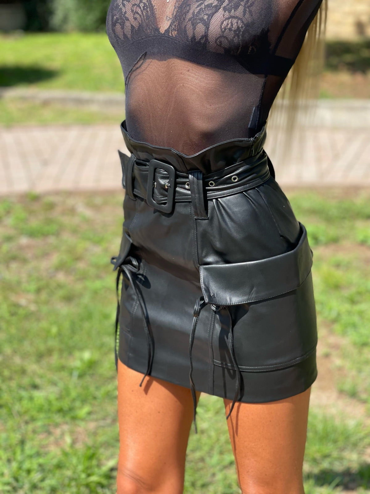 Gonna in ecopelle con tasche