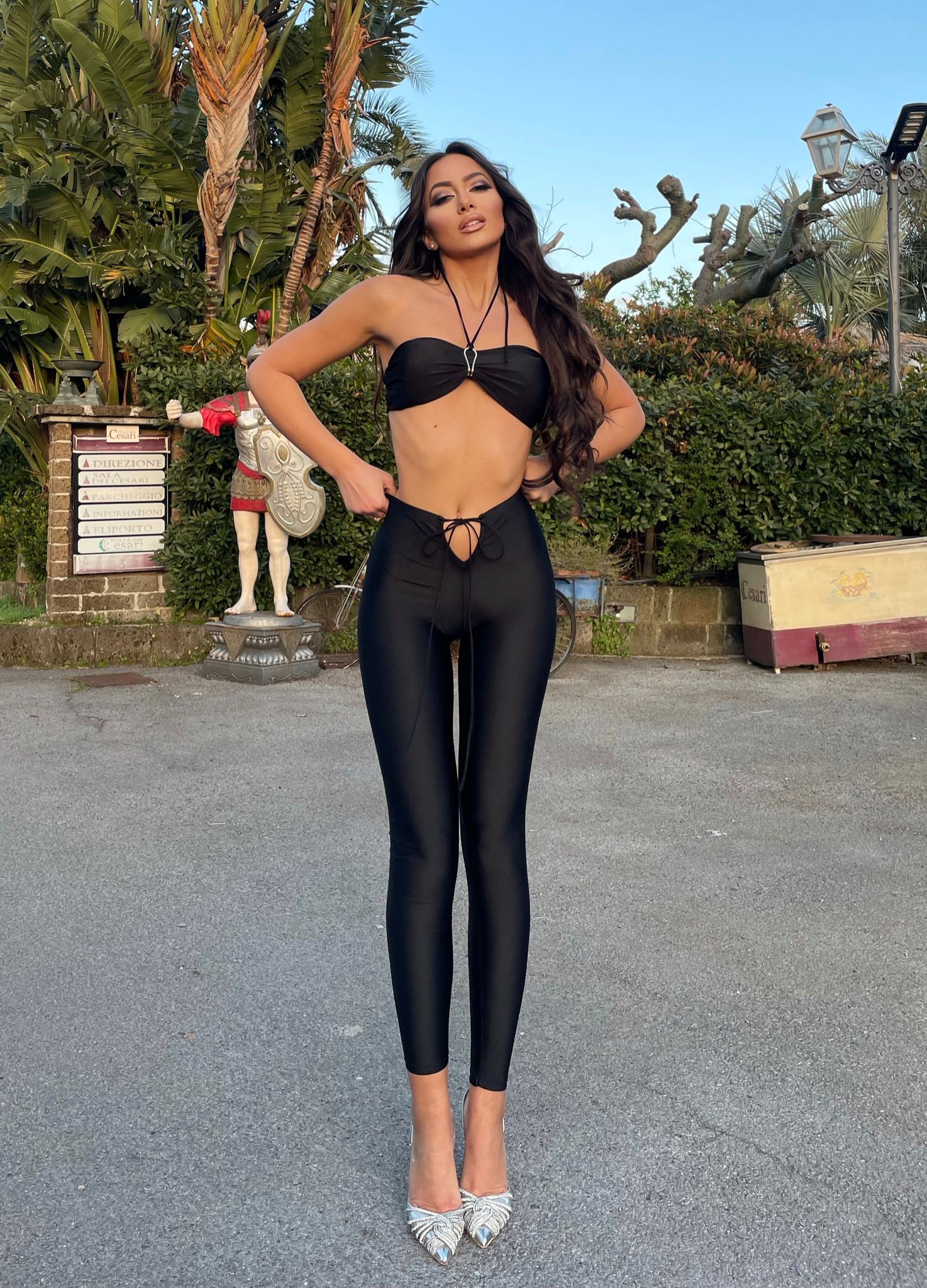 Completo top e pantalone nero
