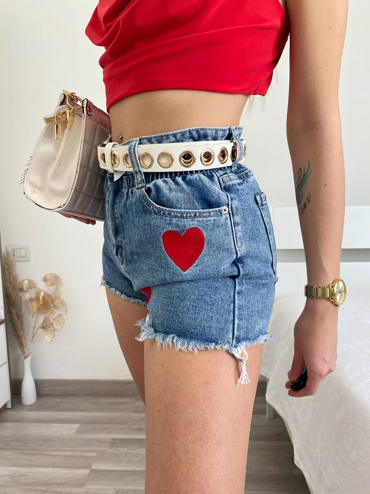 Short a caramella con cuori rossi