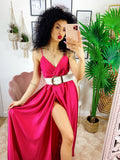 Abito in raso con maxi spacco fuxia