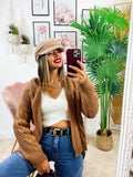Cardigan camel con trecce