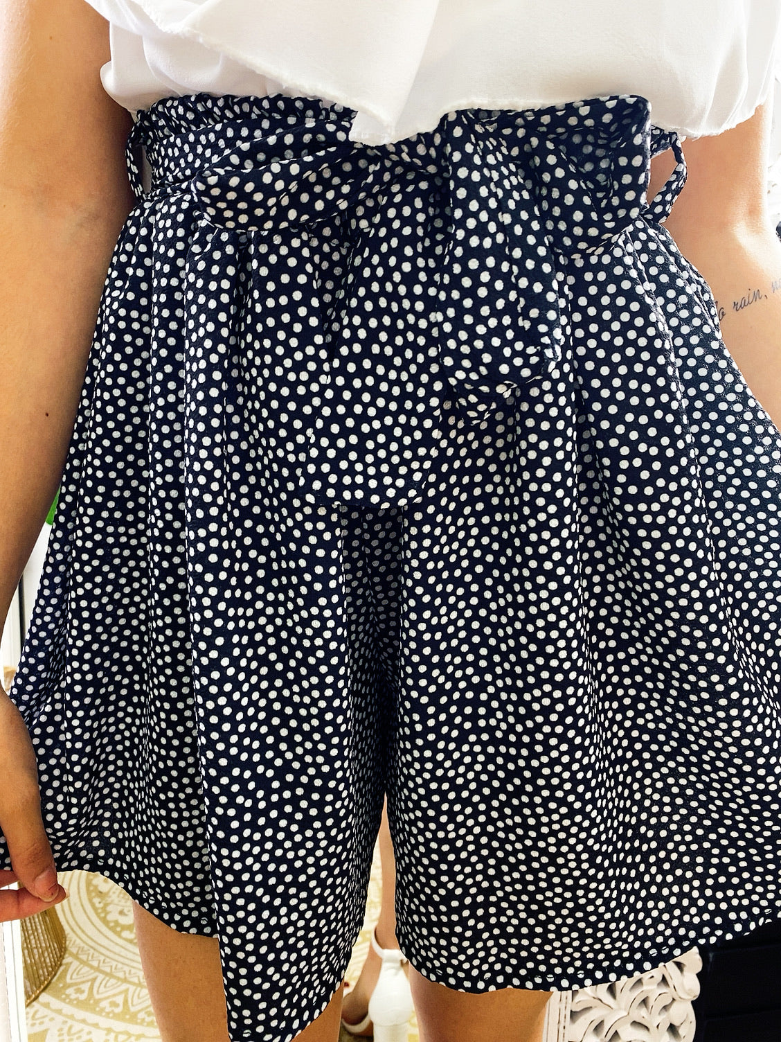 Short a pois con fiocco