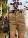 Short beige con elastico