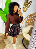 Maglione a collo alto manica ampia marrone