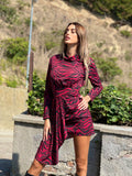 Abito rosso nero con fusciacca