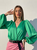 Body in raso scollo a V verde smeraldo