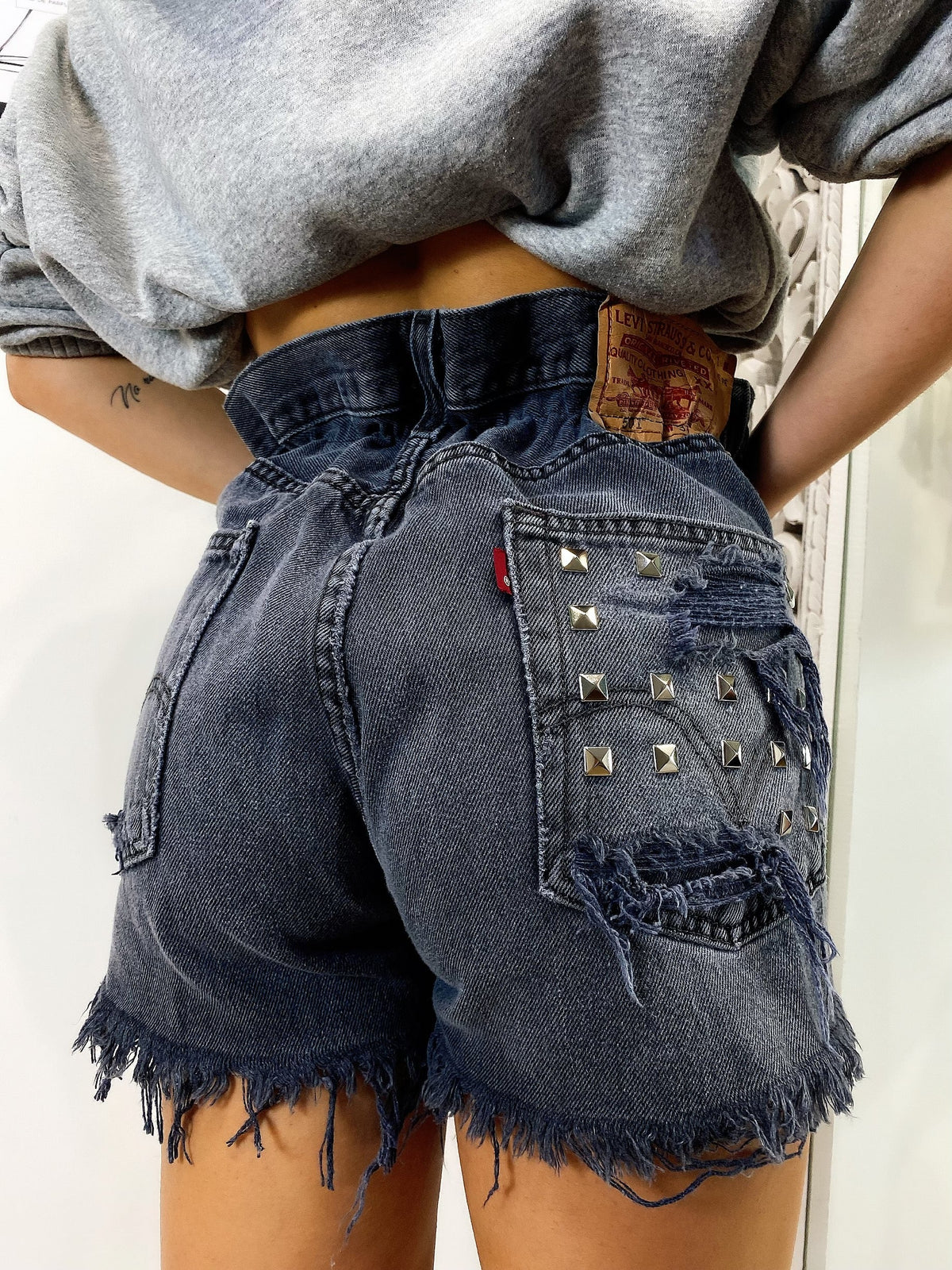 Short Levi’s Vintage con Borchie bagno grigio scuro