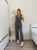 Completo top crop e pantalone grigio