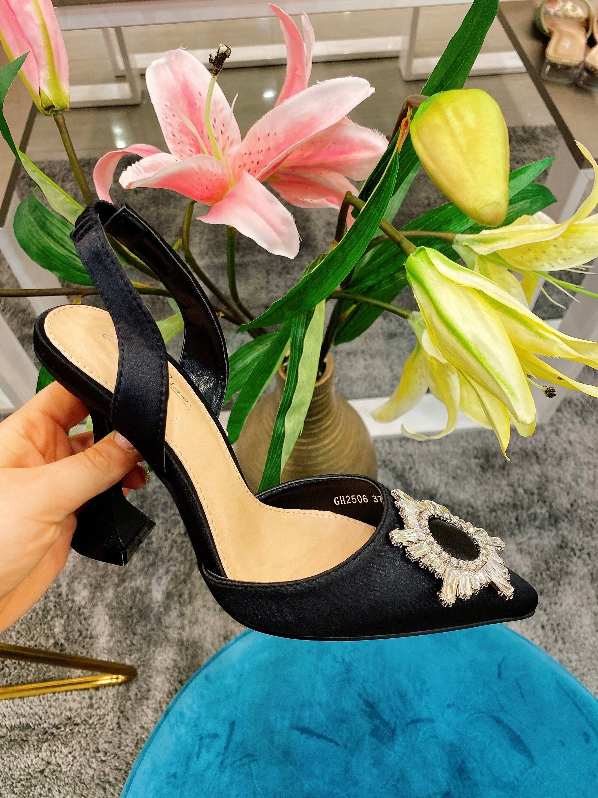 Tacco black con gioiello