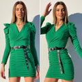 Abito verde con spalline e drappeggio