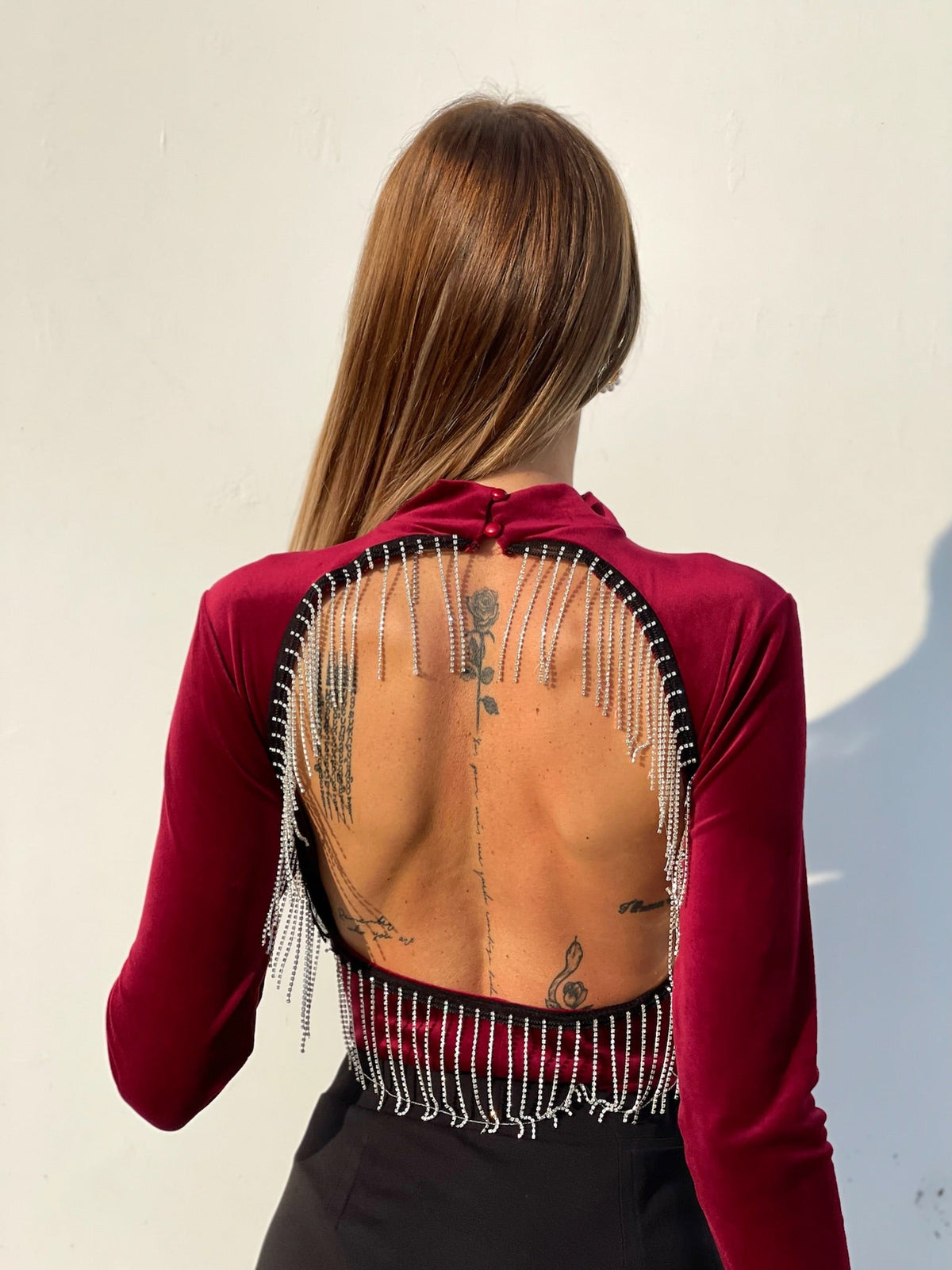 Body schiena aperta con ciondoli Bordeaux
