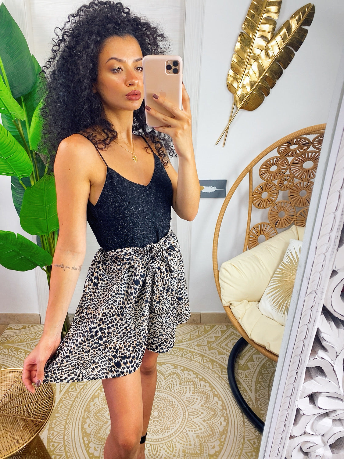 Short maculato nero e marrone