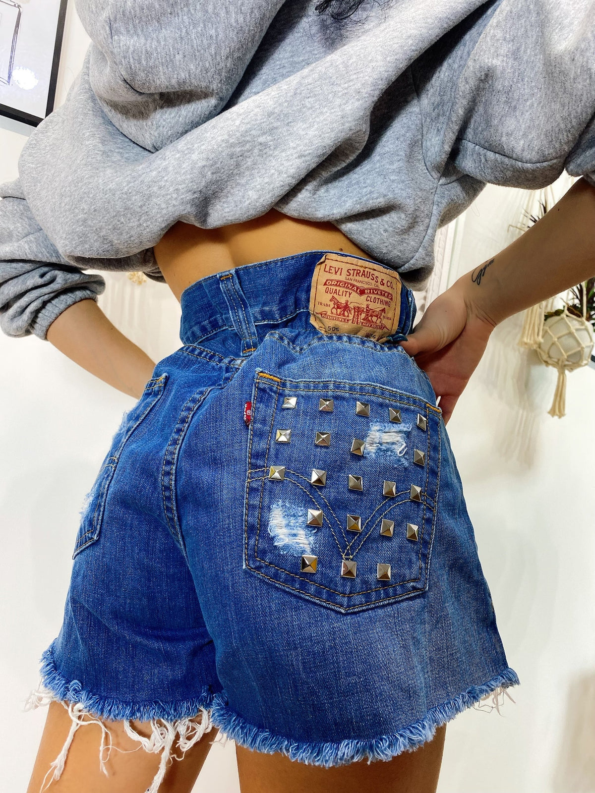 Short Levi’s Vintage con Borchie Medio scuro
