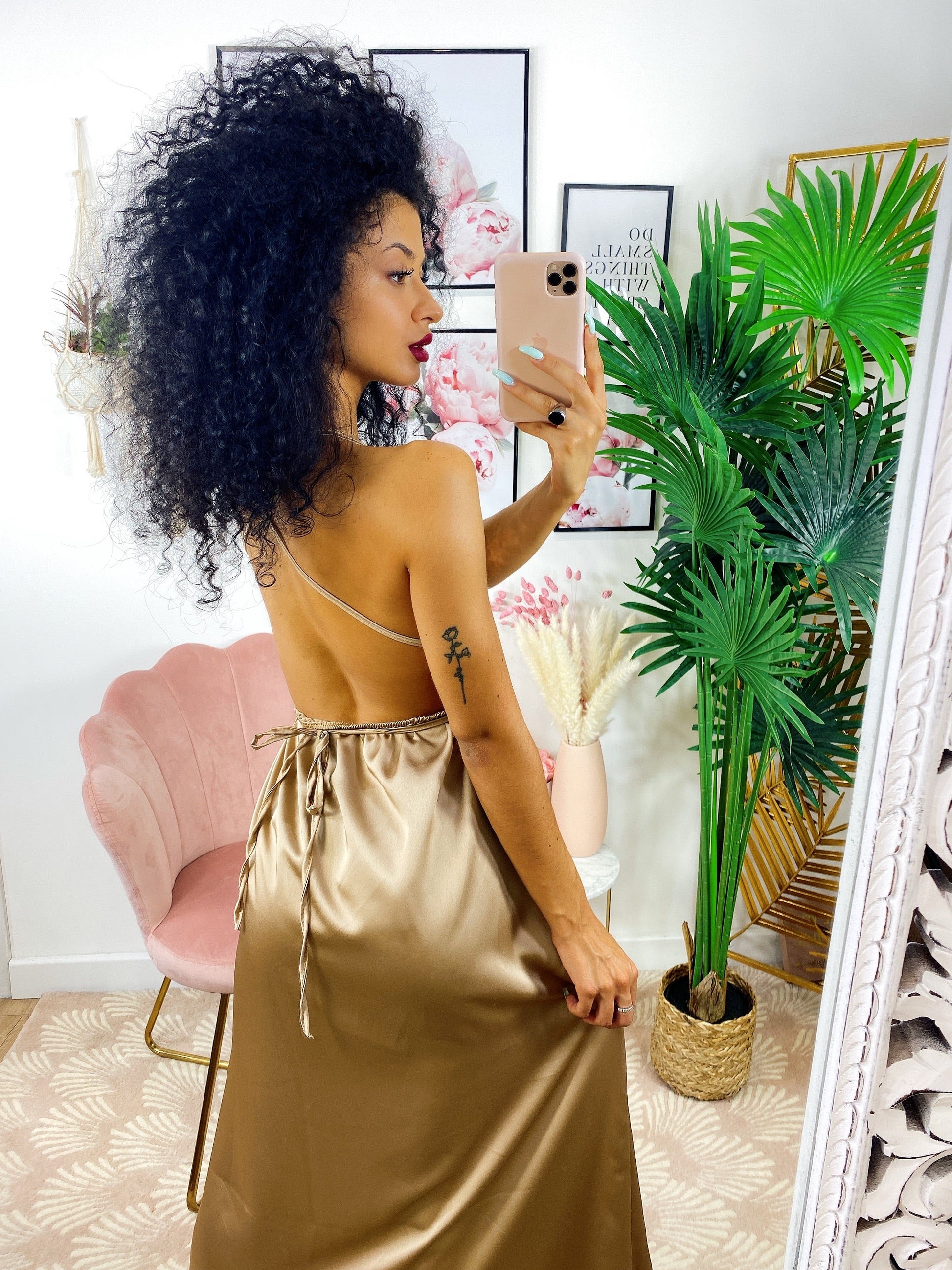Dress Afrodite con paillettes nude