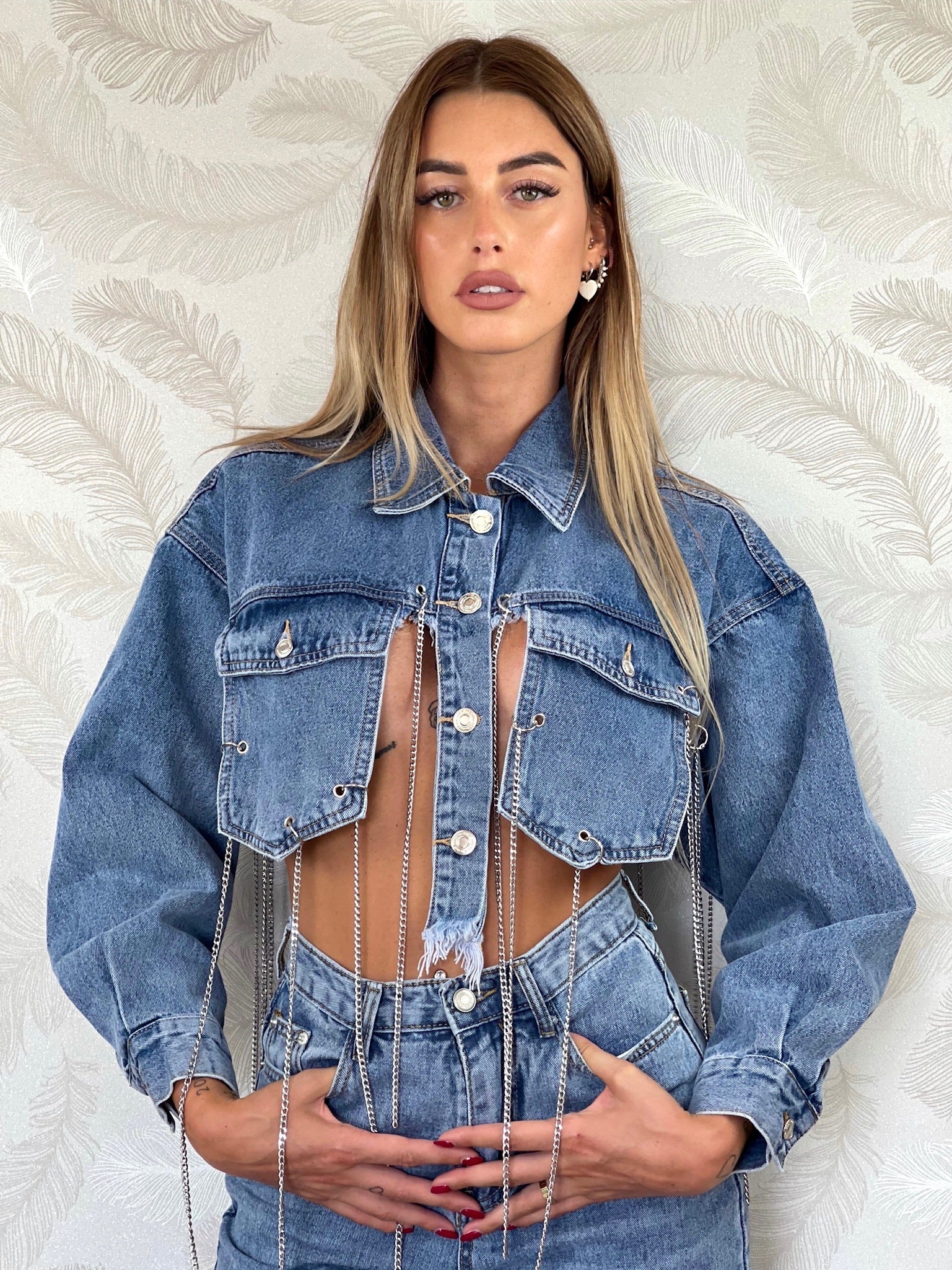 Giacca in jeans con catene