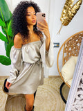 Abito in raso manica larga beige