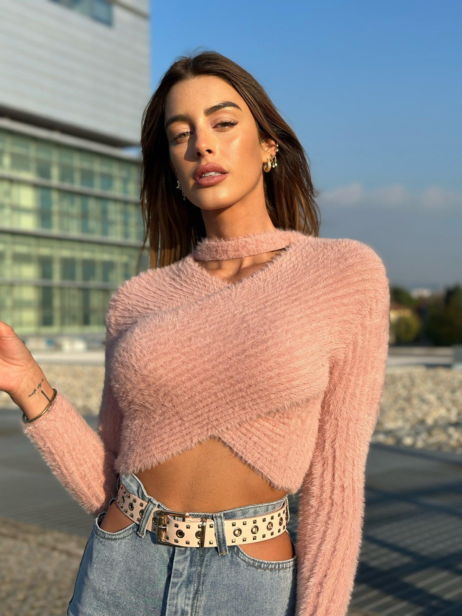 Maglioncino morbidissimo choker cipria