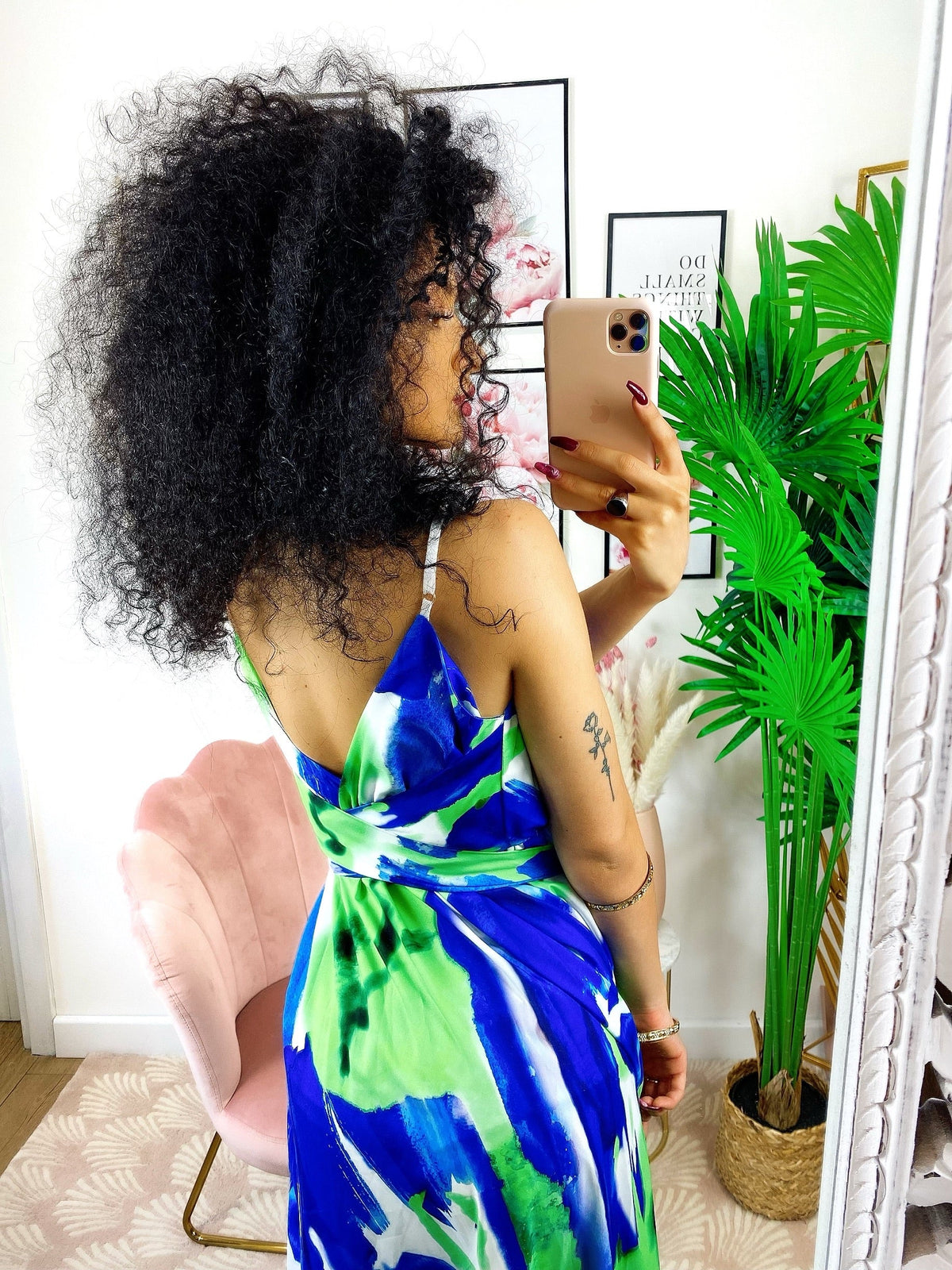 Abito con due spacchi verde blu