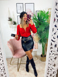 Body con ferretto rosso
