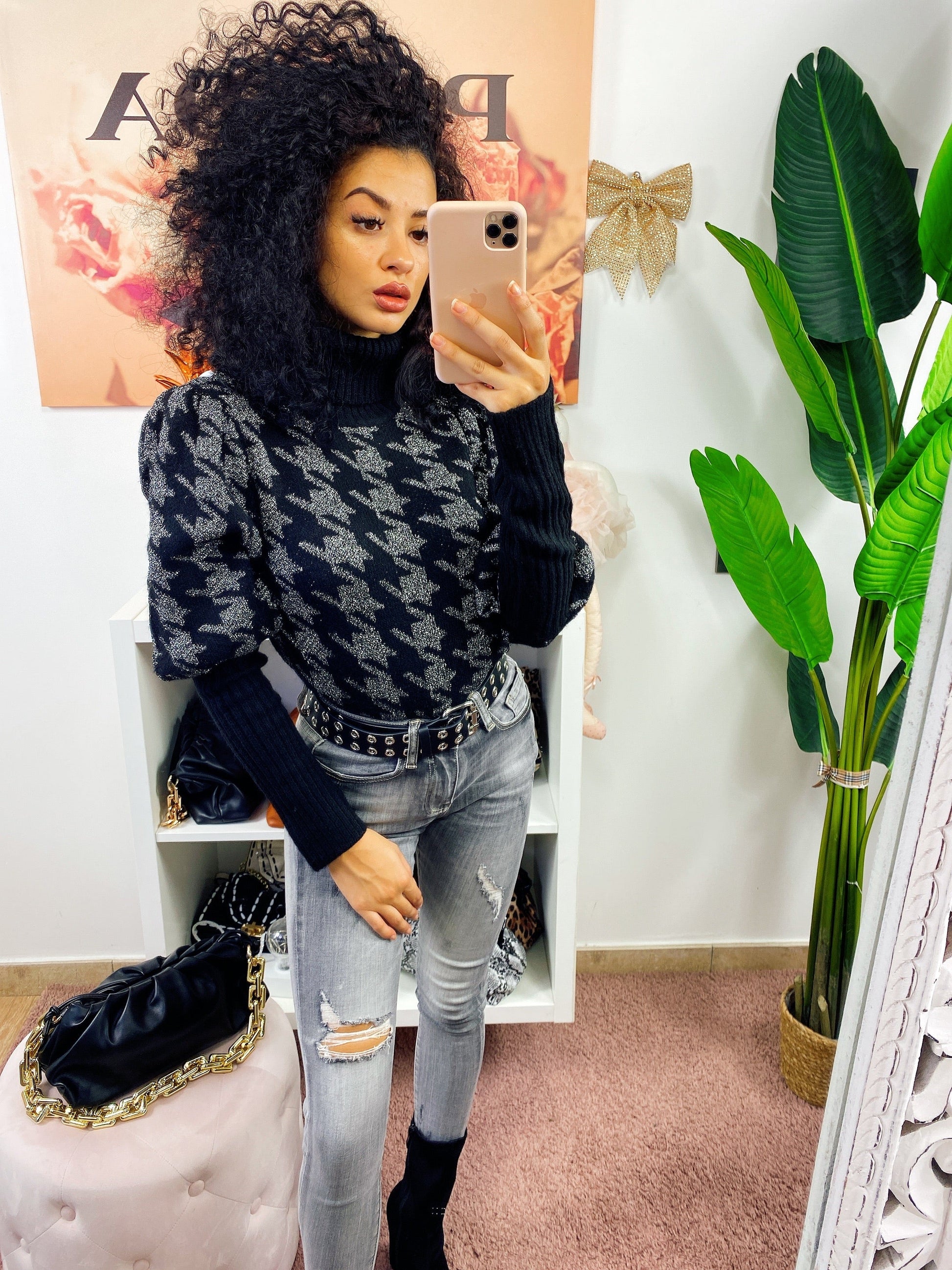 Maglione collo alto nero e argento