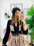 Camicia con tasca ricamata check nera