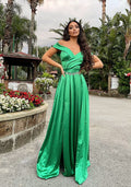 Abito in raso verde smeraldo scollo a barchetta