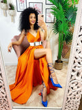 Abito in raso con maxi spacco arancione