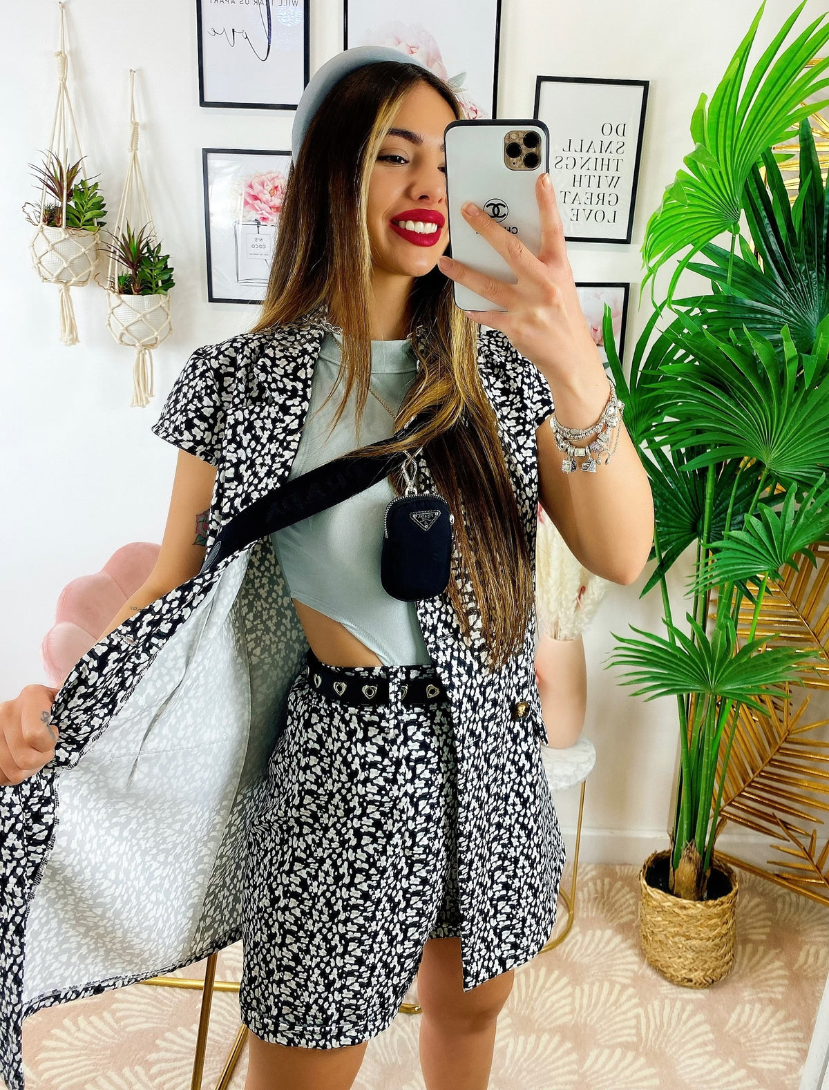 Completo Short e Smanicato Fantasia Bianca Nera