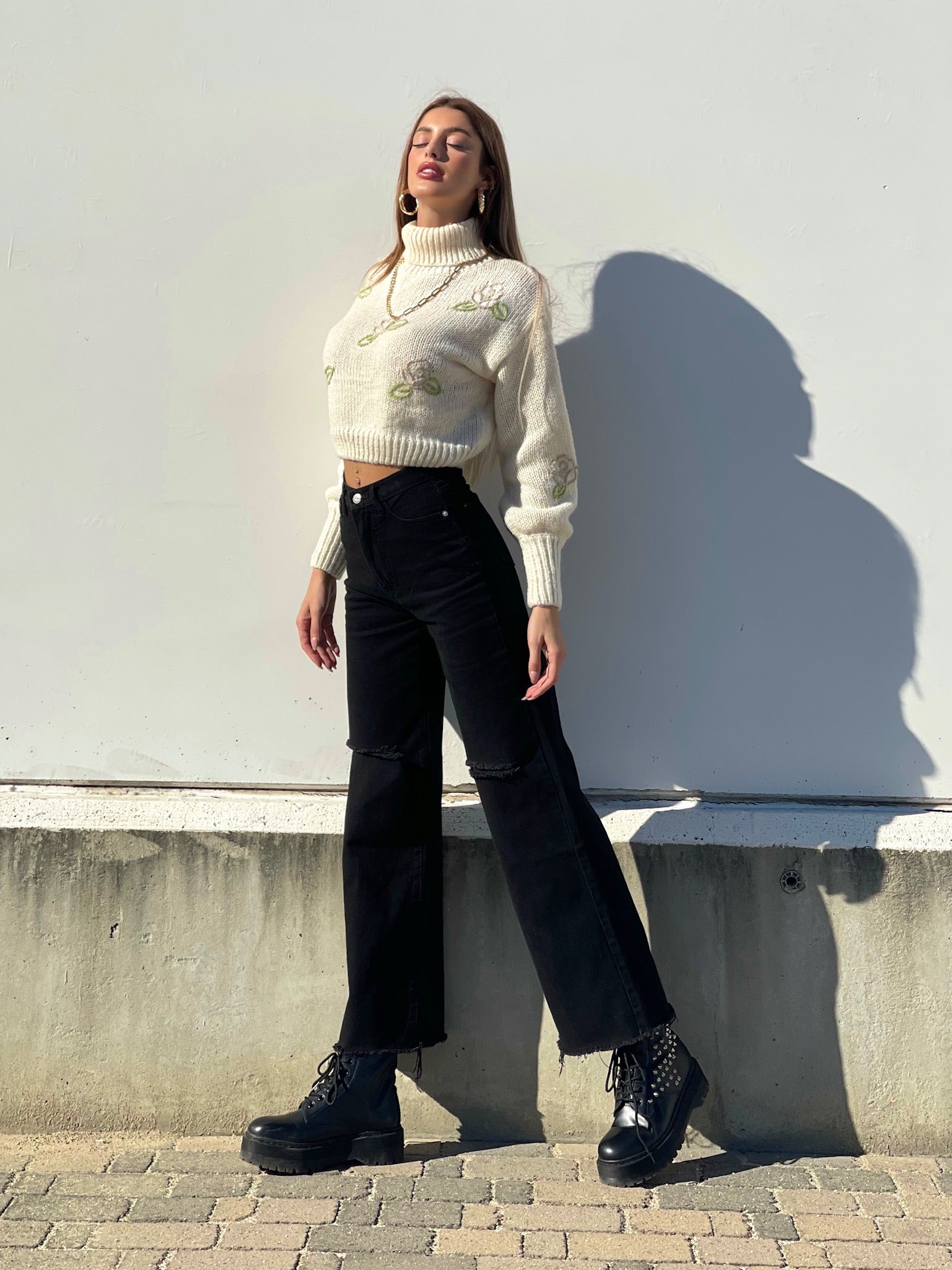 Maglione collo alto con rose Panna