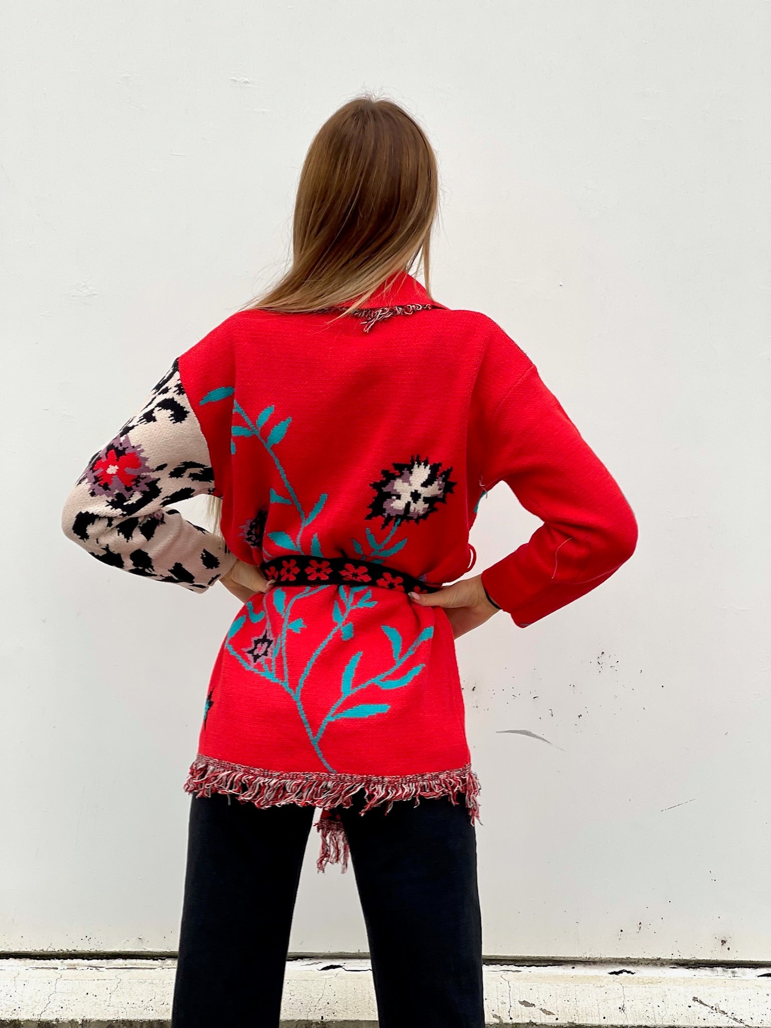 Cardigan con frange e cintura rosso