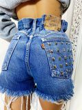 Short Levi’s Vintage con Borchie Argento