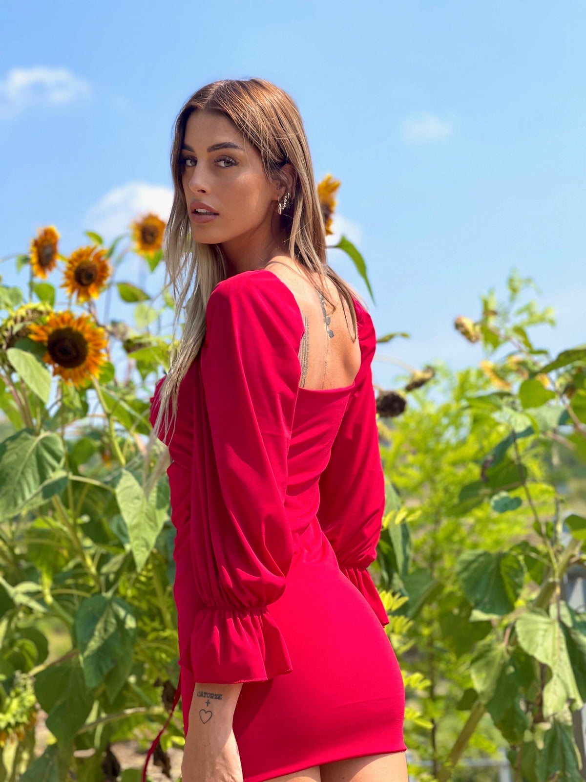 Abito rosso manica lunga con incrocio