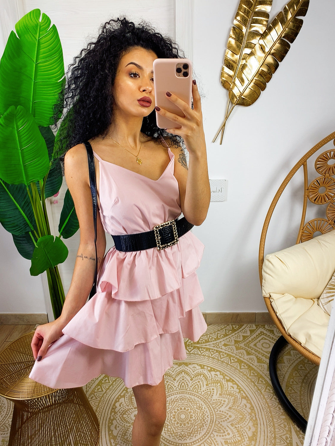 Abito a balze in cotone rosa