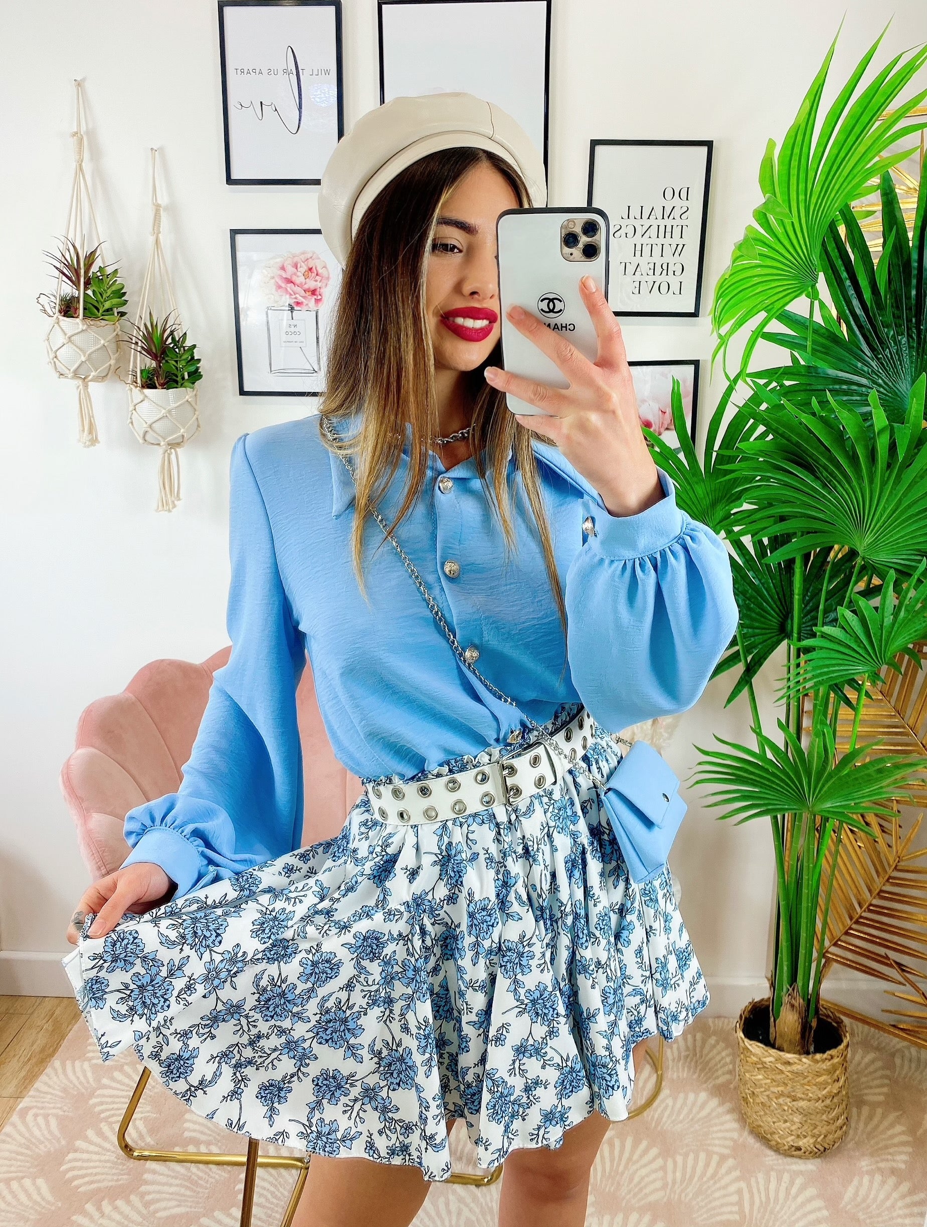 Camicia con borsetta celeste