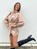 Abito beige in raso