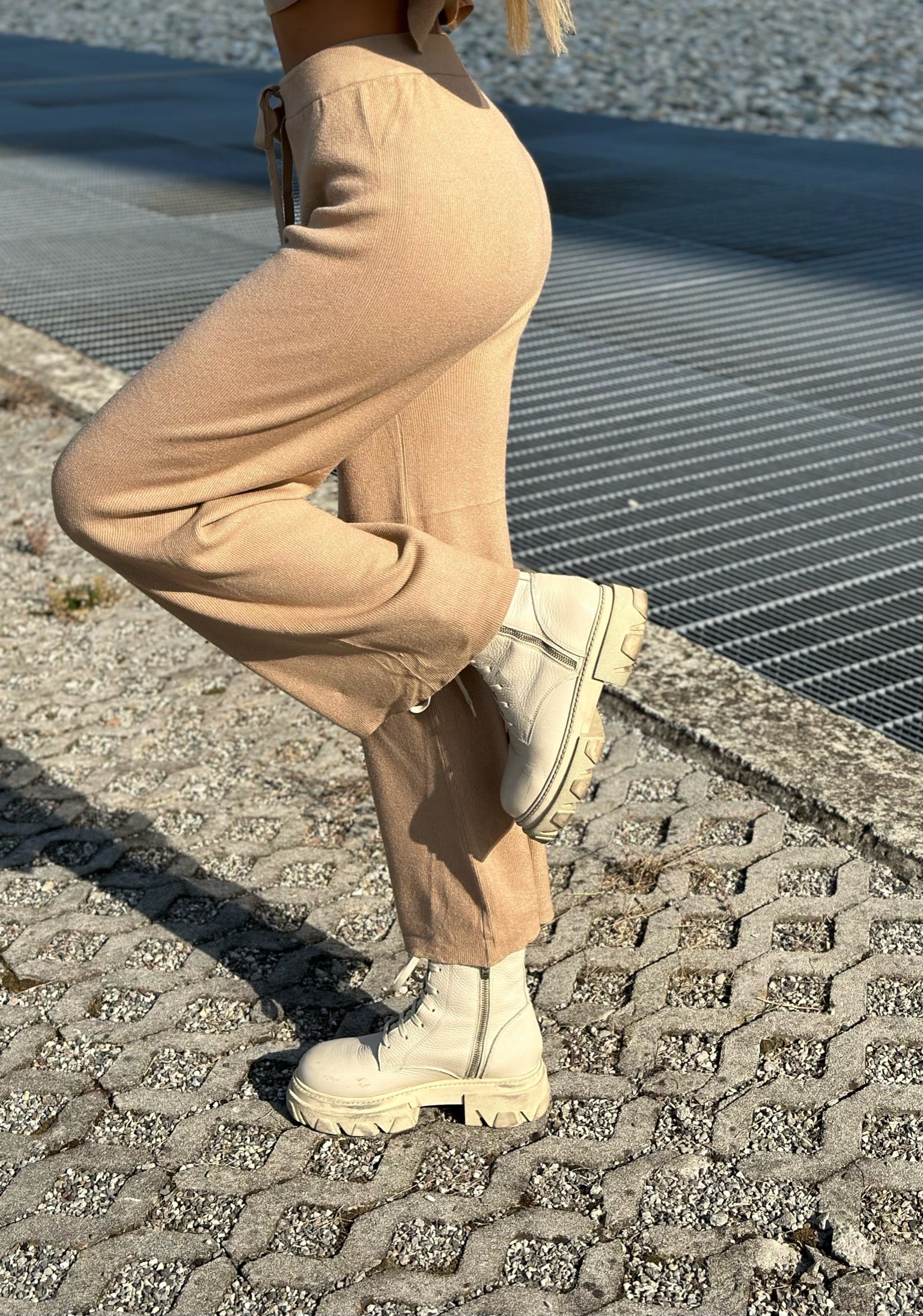 Completo Maglia e pantalone quality Camel