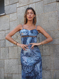 Abito jeans con spille