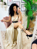 Abito in raso con maxi spacco beige