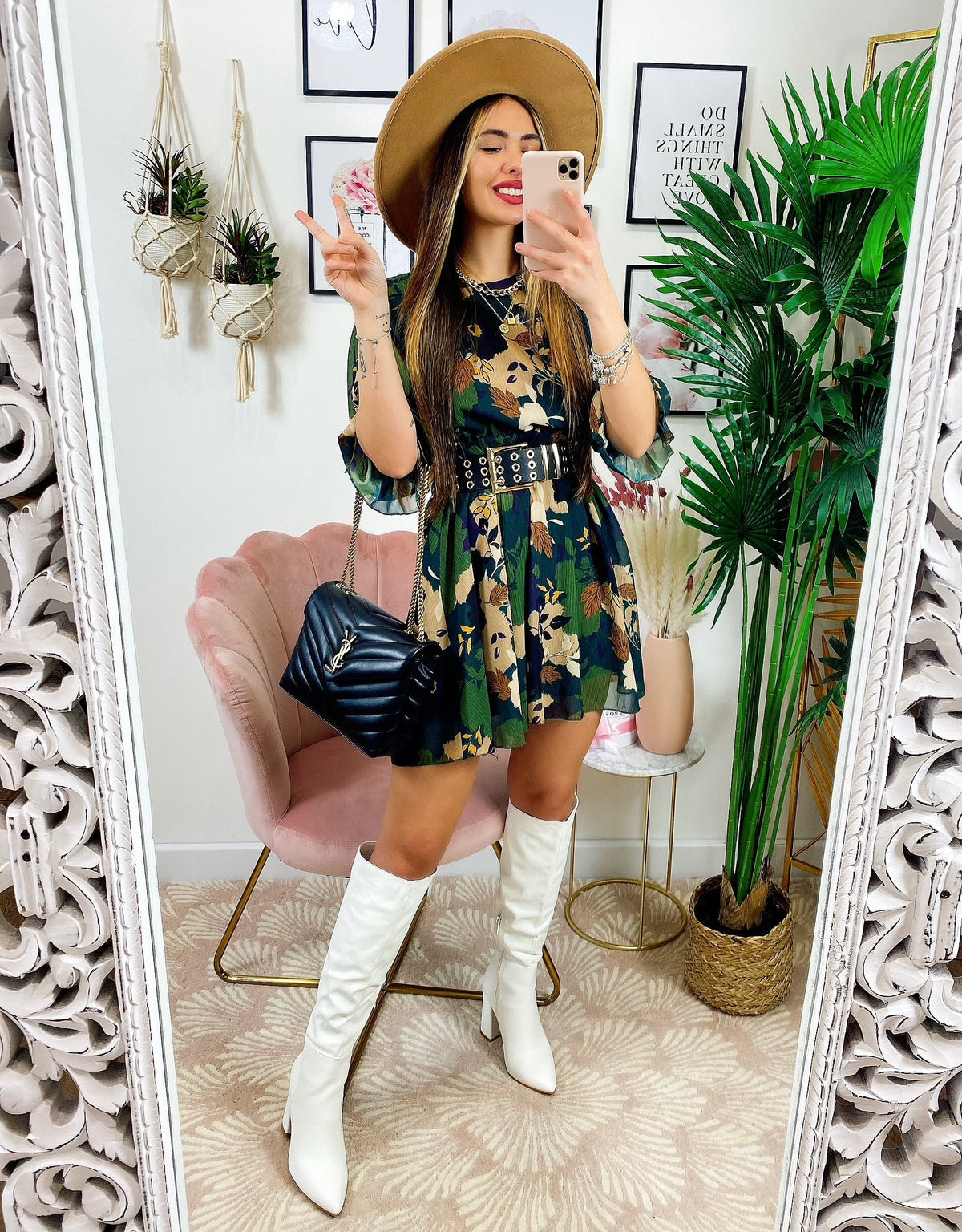 Abito manica lunga con fiori verde militare