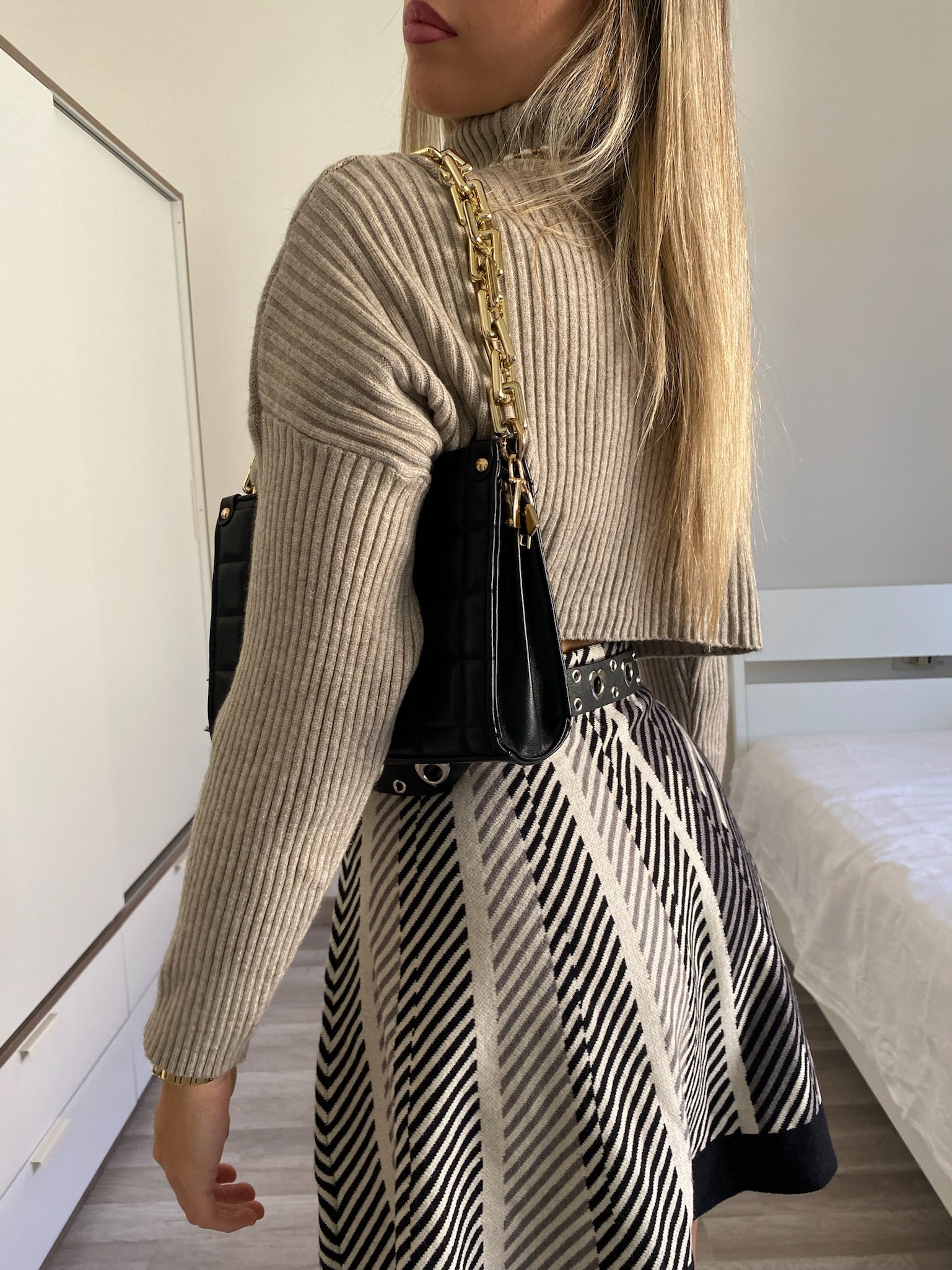 Maglione crop beige