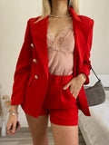Completo giacca con bottoni e short rosso