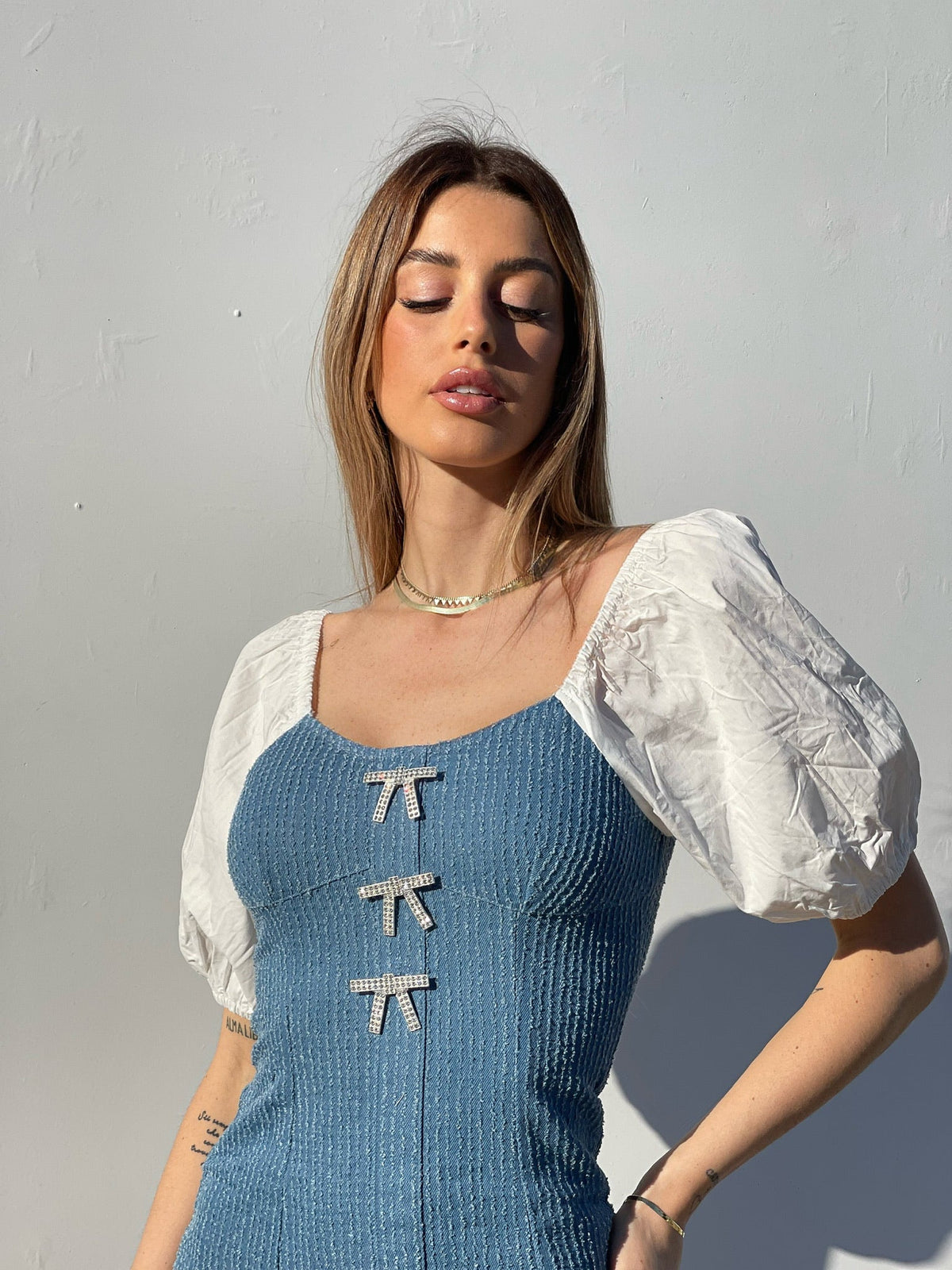 Abito di jeans con fiocchetti