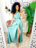Abito in raso con maxi spacco incrociato tiffany