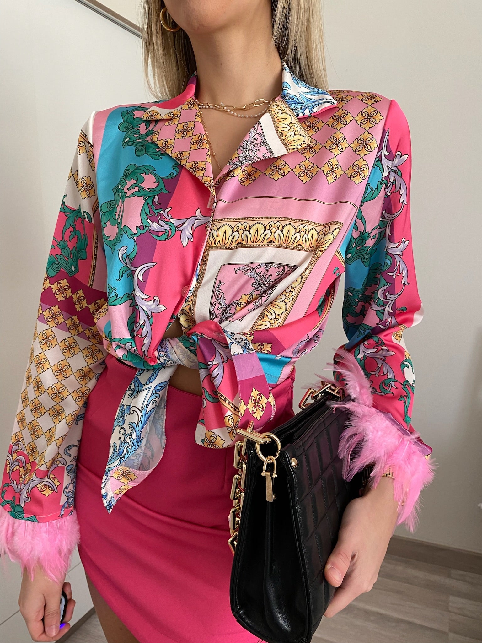 Camicia Vers Fuxia con piume