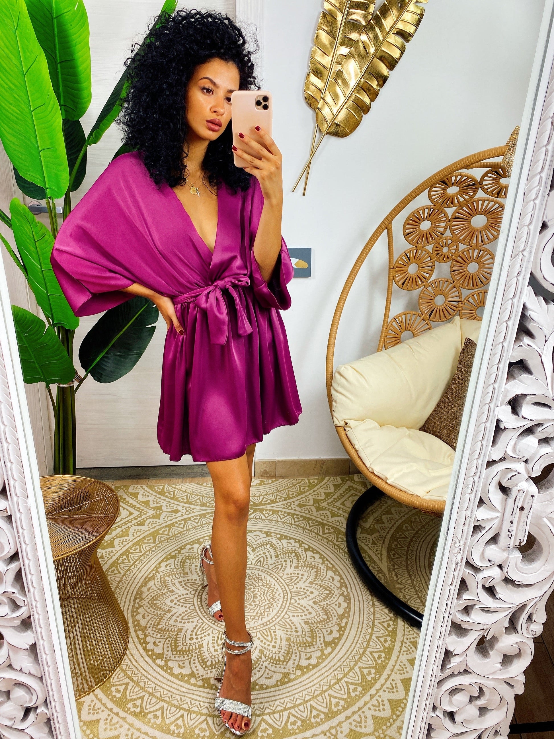 Abito a kimono in raso con cintura peonia